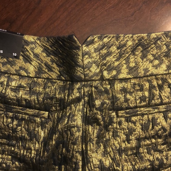 Golden Dress Shorts by Express - Picture 11 of 17